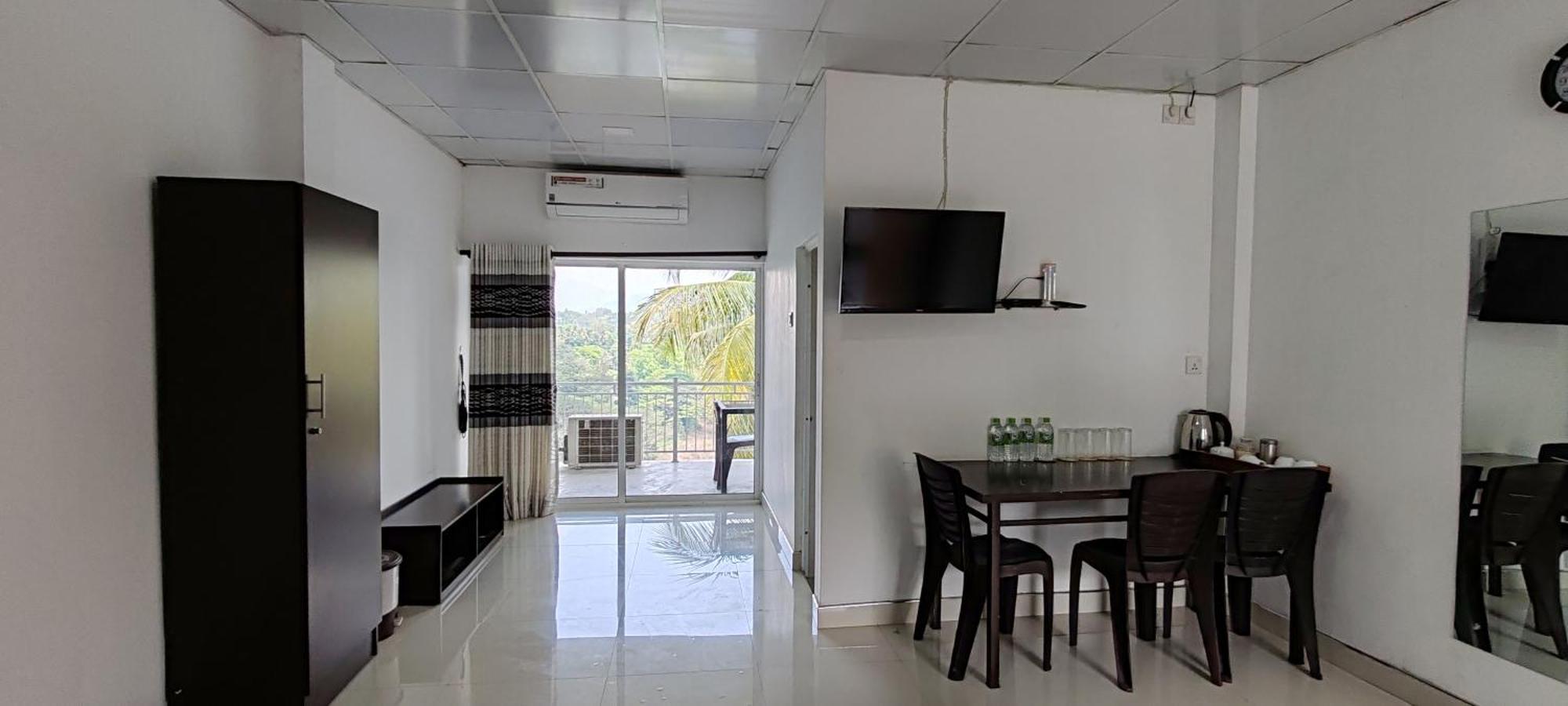 Mahaweli View Inn Kandy Esterno foto