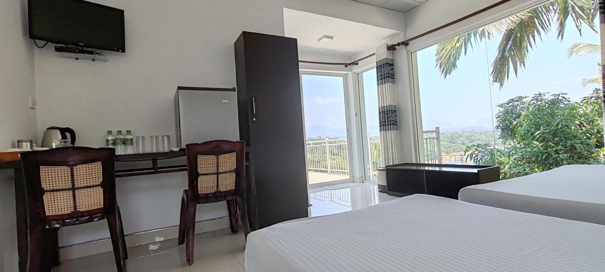 Mahaweli View Inn Kandy Esterno foto