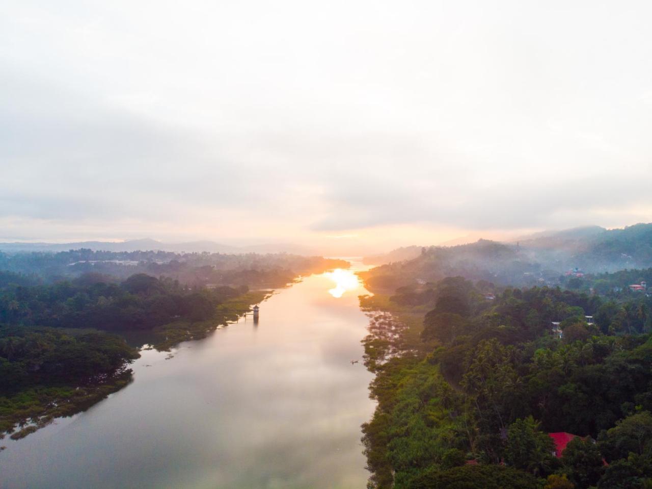 Mahaweli View Inn Kandy Esterno foto